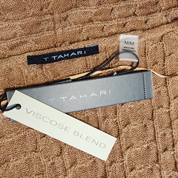 T Tahari Knee Length Brown Cable Knit Cardigan Sweater | Size Med - Picture 7 of 8